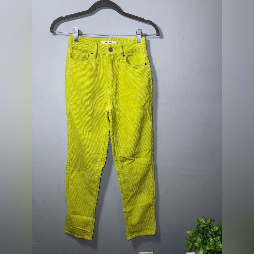 PacSun Womens Lime Green Corduroy Mom Jeans Bright Size 22 EUC